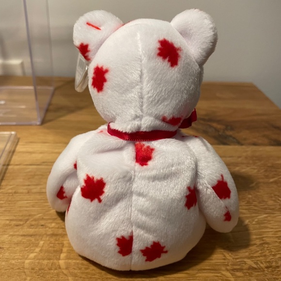 Ty Beanie Babies Chinook Canadian Maple Leaf Classic Bear 2000 in Box – VINTAGE - Picture 6 of 11